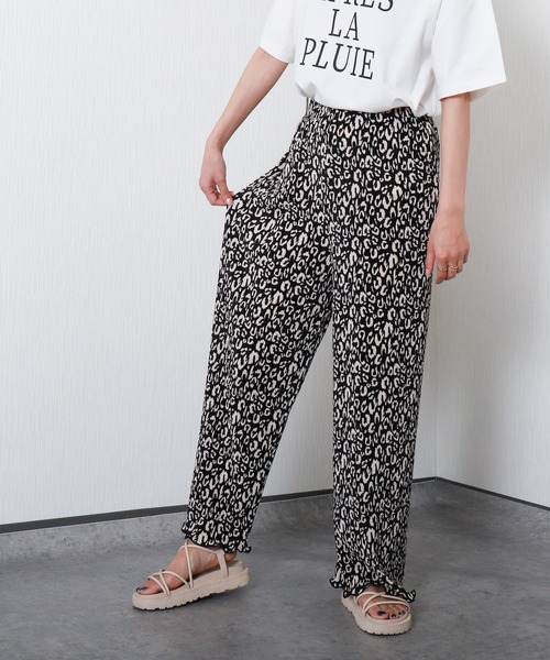 libelle more（リベル モア）の「<美脚>セミワイドパンツ プリーツパンツ【ヒョウ柄】（その他パンツ・レディース・ホワイト×ブラック/ブラック×ホワイト・M/L）」の22枚目の写真
