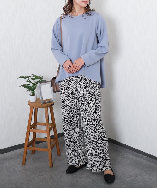 libelle more（リベル モア）の「<美脚>セミワイドパンツ プリーツパンツ【ヒョウ柄】（その他パンツ・レディース・ホワイト×ブラック/ブラック×ホワイト・M/L）」の9枚目の写真