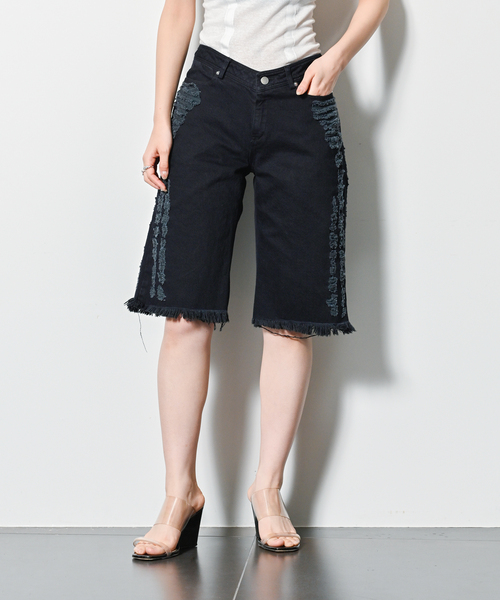 CITYSHOP(シティーショップ)の「KATHARINA DUBBICK 別注 DENIM SHORTS:デニムパンツ(デニムパンツ・レディース・ブラック・29/27)」の3枚目の写真