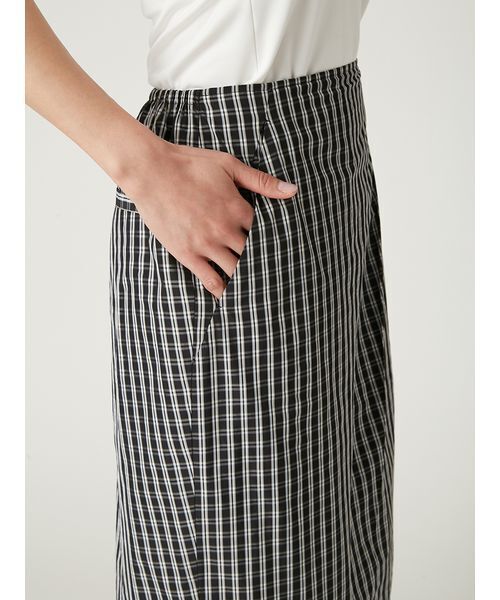 FRAY I.D（フレイアイディー）の「アシメタックタイトスカート（スカート・レディース・チェック/ホワイト/ブラック・0/1）」の10枚目の写真