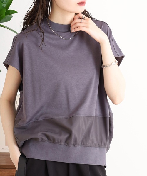 EGLANTINE(エグランティーヌ)の「EGLANTINE バックタックデザインTシャツ 素材切り替え 裾シアーカットソー(Tシャツ/カットソー・レディース・チャコールグレー/オフホワイト/ブラック・40)」の3枚目の写真