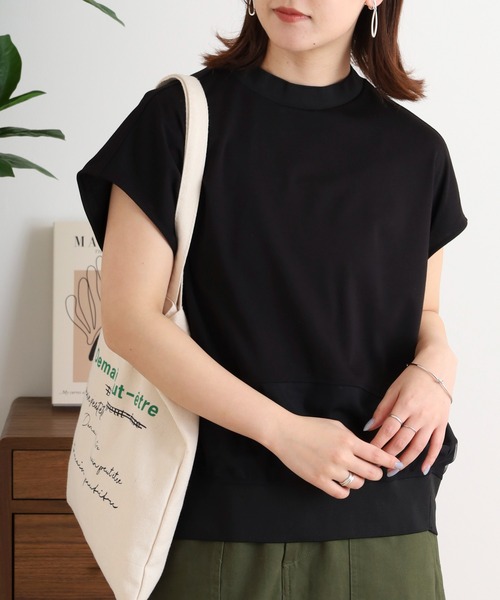 EGLANTINE(エグランティーヌ)の「EGLANTINE バックタックデザインTシャツ 素材切り替え 裾シアーカットソー(Tシャツ/カットソー・レディース・チャコールグレー/オフホワイト/ブラック・40)」の1枚目の写真