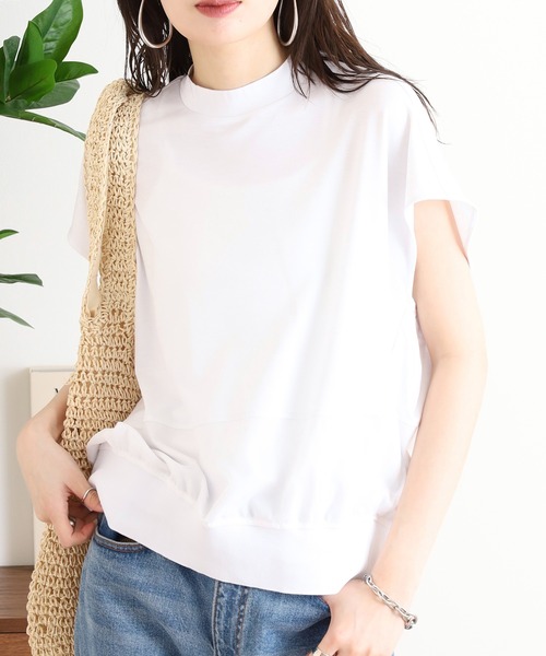 EGLANTINE(エグランティーヌ)の「EGLANTINE バックタックデザインTシャツ 素材切り替え 裾シアーカットソー(Tシャツ/カットソー・レディース・チャコールグレー/オフホワイト/ブラック・40)」の6枚目の写真