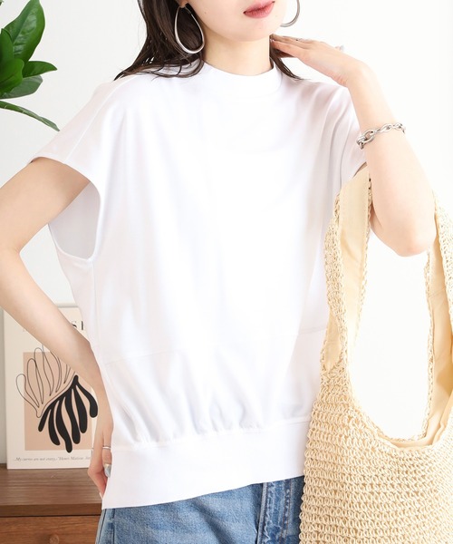 EGLANTINE(エグランティーヌ)の「EGLANTINE バックタックデザインTシャツ 素材切り替え 裾シアーカットソー(Tシャツ/カットソー・レディース・チャコールグレー/オフホワイト/ブラック・40)」の7枚目の写真