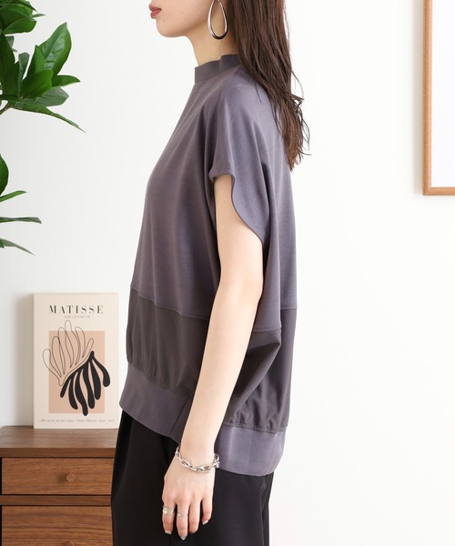 EGLANTINE(エグランティーヌ)の「EGLANTINE バックタックデザインTシャツ 素材切り替え 裾シアーカットソー(Tシャツ/カットソー・レディース・チャコールグレー/オフホワイト/ブラック・40)」の19枚目の写真