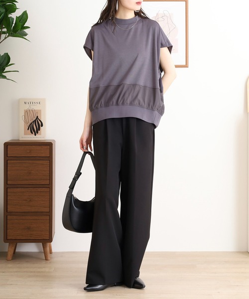 EGLANTINE(エグランティーヌ)の「EGLANTINE バックタックデザインTシャツ 素材切り替え 裾シアーカットソー(Tシャツ/カットソー・レディース・チャコールグレー/オフホワイト/ブラック・40)」の17枚目の写真