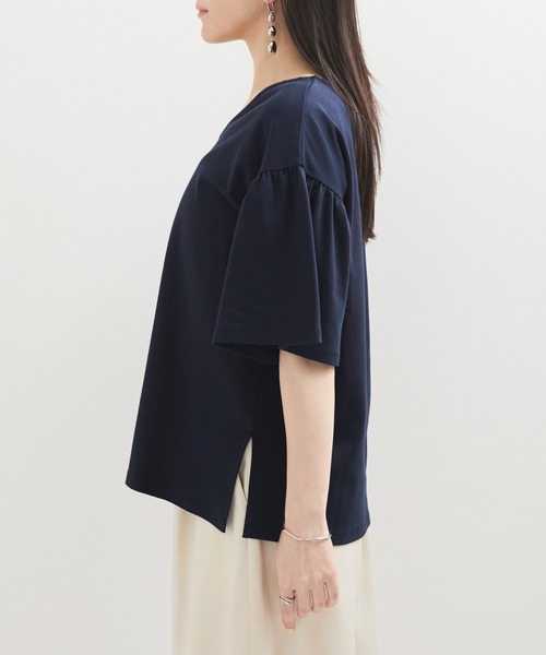 le cercle ADAM ET ROPE'(ルセルクルアダムエロペ)の「【UVケア】袖ボリュームTシャツ(Tシャツ/カットソー・レディース・グレー系その他/ネイビー/グリーン系その他2・FREE)」の15枚目の写真