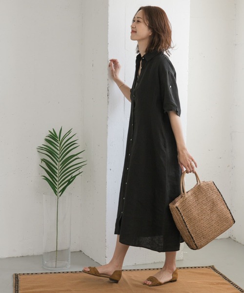 URBAN RESEARCH DOORS(アーバンリサーチドアーズ)の「『WEB/一部店舗限定カラー』リネン半袖シャツワンピース(ワンピース・レディース・ブラウン/グリーン/ネイビー/ブラック・MEDIUM)」の21枚目の写真
