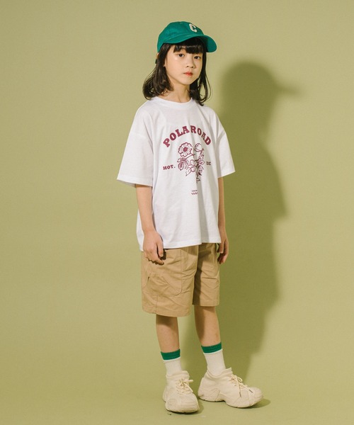 URBAN CHERRY(アーバンチェリー)の「【POLAROAD/ポーラロード】ステッチフラワーロゴオーバーサイズTシャツ(Tシャツ/カットソー・キッズ・ブラック/グリーン/ホワイト・150cm/140cm/120cm/160cm/130cm)」の18枚目の写真