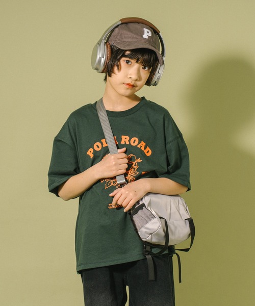 URBAN CHERRY(アーバンチェリー)の「【POLAROAD/ポーラロード】ステッチフラワーロゴオーバーサイズTシャツ(Tシャツ/カットソー・キッズ・ブラック/グリーン/ホワイト・150cm/140cm/120cm/160cm/130cm)」の22枚目の写真