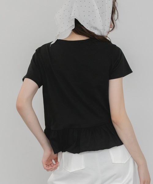 HEILIS(ヘイリス)の「裾フリル半袖ペプラムカットソー / フリルトップス ロンT ロングtシャツ 韓国 ガーリー バレエコア ブロケットコア スポーツミックス フレンチシック 半袖 春服 夏服 クルーネック Tシャツ カジュアル レイヤード ブラック アイボリー オフホワイト グレー(Tシャツ/カットソー・レディース・アイボリー/ブラック/グレー・FREE)」の4枚目の写真