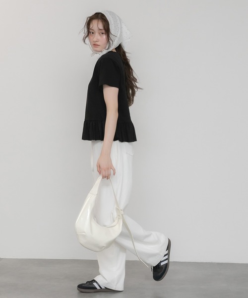 HEILIS(ヘイリス)の「裾フリル半袖ペプラムカットソー / フリルトップス ロンT ロングtシャツ 韓国 ガーリー バレエコア ブロケットコア スポーツミックス フレンチシック 半袖 春服 夏服 クルーネック Tシャツ カジュアル レイヤード ブラック アイボリー オフホワイト グレー(Tシャツ/カットソー・レディース・アイボリー/ブラック/グレー・FREE)」の8枚目の写真