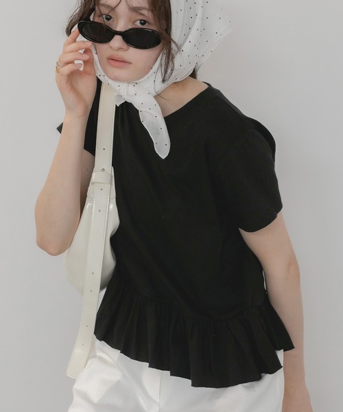 HEILIS(ヘイリス)の「裾フリル半袖ペプラムカットソー / フリルトップス ロンT ロングtシャツ 韓国 ガーリー バレエコア ブロケットコア スポーツミックス フレンチシック 半袖 春服 夏服 クルーネック Tシャツ カジュアル レイヤード ブラック アイボリー オフホワイト グレー(Tシャツ/カットソー・レディース・アイボリー/ブラック/グレー・FREE)」の10枚目の写真