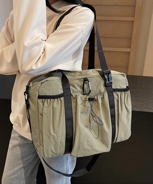 Teem Store(チームストア)の「【2WAY】アウトポケット大容量ナイロンボストントラベルジムバッグ(ボストンバッグ・レディース・ホワイト/ブラック/ブラウン/カーキ/ピンク・F)」の13枚目の写真