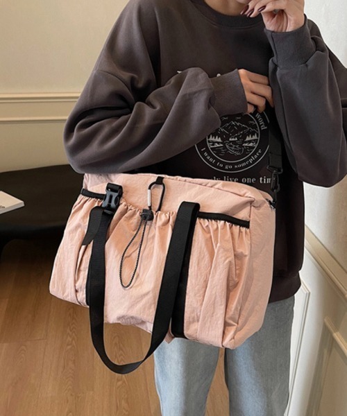 Teem Store(チームストア)の「【2WAY】アウトポケット大容量ナイロンボストントラベルジムバッグ(ボストンバッグ・レディース・ホワイト/ブラック/ブラウン/カーキ/ピンク・F)」の15枚目の写真