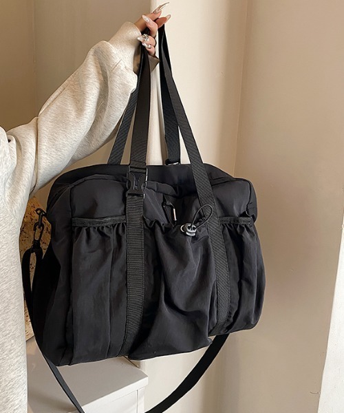 Teem Store(チームストア)の「【2WAY】アウトポケット大容量ナイロンボストントラベルジムバッグ(ボストンバッグ・レディース・ホワイト/ブラック/ブラウン/カーキ/ピンク・F)」の9枚目の写真