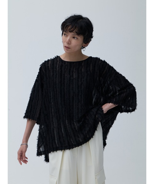 Brown&Street(ブラウンアンドストリート)の「ワイドフリンジトップス(シャツ/ブラウス・レディース・ブラック/ホワイト・FREE)」の2枚目の写真