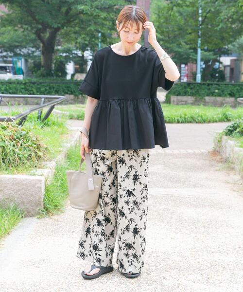 ITEMS URBANRESEARCH（アイテムズ アーバンリサーチ）の「ポンチドッキング半袖トップス（Tシャツ/カットソー・レディース・ブラック/オフホワイト/モカ/チャコールグレー/ブラウン系その他・FREE）」の6枚目の写真