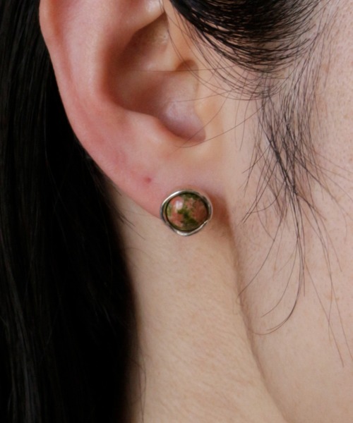 whoseA(フーシー)の「【silver925】RoundgemstonePierce/ラウンドジェムストーンピアス(ピアス(両耳用)・レディース・マルチ/アイボリー/ブルー・FREE)」の6枚目の写真