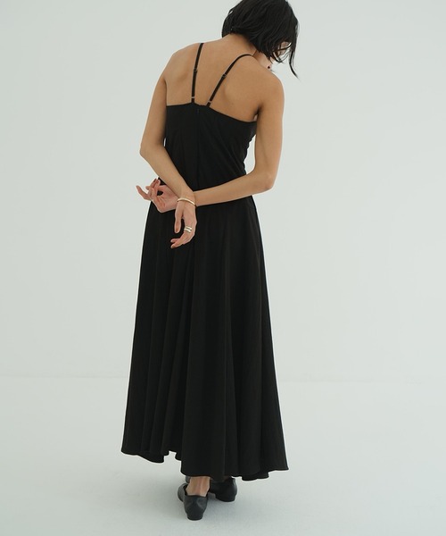 CLANE（クラネ）の「FLARE CAMI ONEPIECE（ワンピース・レディース・ブラック/アイボリー/ブルー・1/2/0）」の17枚目の写真