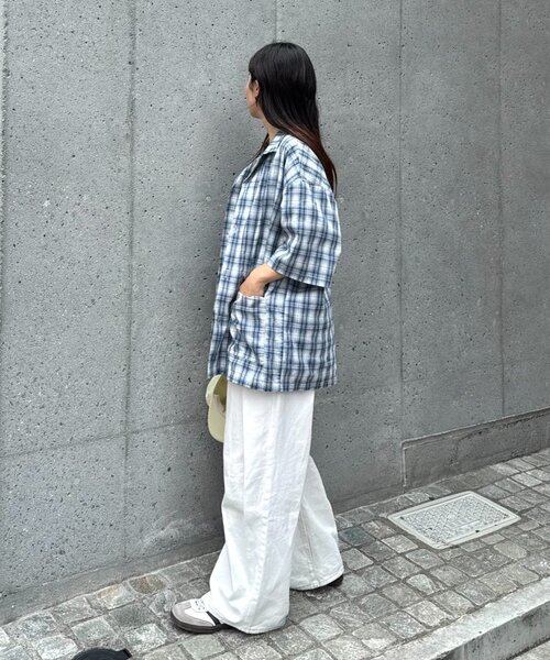 CIAOPANIC TYPY（チャオパニックティピー）の「【ユニセックスで着れる】コットンリネンカバーオールシャツ（シャツ/ブラウス・メンズ・ブラック/ブルー/ベージュ/ネイビー・LARGE/MEDIUM）」の16枚目の写真