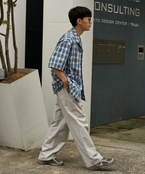 CIAOPANIC TYPY（チャオパニックティピー）の「【ユニセックスで着れる】コットンリネンカバーオールシャツ（シャツ/ブラウス・メンズ・ブラック/ブルー/ベージュ/ネイビー・LARGE/MEDIUM）」の21枚目の写真