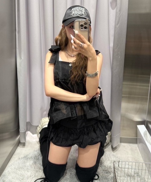 UGLY SHADOW(アグリーシャドウ)の「【Uglyshadow】PUMPKIN SKIRT PANTS / 【アグリーシャドウ】パンプキンスカートパンツ(その他パンツ・レディース・ホワイト/ブラック・S/M)」の2枚目の写真