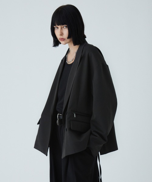 VELNUS（ベルナス）の「【VELNUS】 Multi-mode gimmick Tielocken short tailored jacket/マルチモードギミック タイロッケンショートテーラードジャケット（テーラードジャケット・メンズ・ブラック/チャコールグレー・S/M/L）」の5枚目の写真