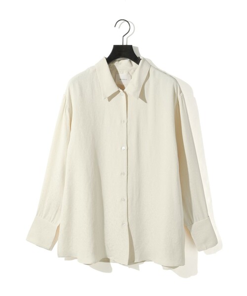 MIDIUMISOLID(ミディウミソリッド)の「MIDIUMISOLID for Ladies リラックスジャカードシャツ(シャツ/ブラウス・レディース・ブラック/アイボリー・FREE)」の3枚目の写真
