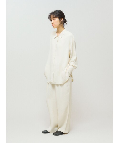 MIDIUMISOLID(ミディウミソリッド)の「MIDIUMISOLID for Ladies リラックスジャカードシャツ(シャツ/ブラウス・レディース・ブラック/アイボリー・FREE)」の12枚目の写真