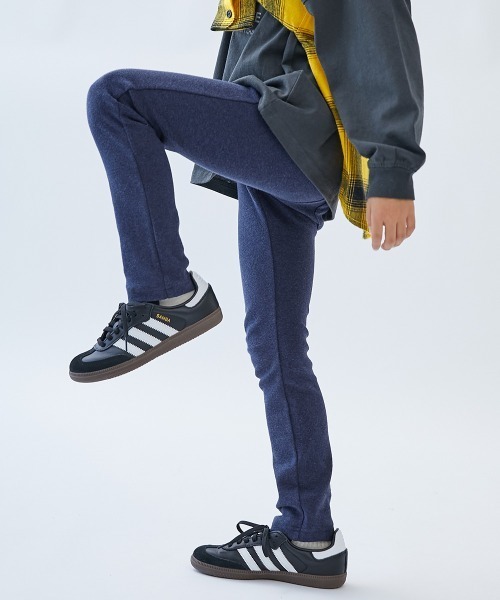 devirock(デビロック)の「ウルトラストレッチパンツ(綿95%やわらかタッチ)(その他パンツ・キッズ・パープル系その他3/ブラウン系その他2/カーキ/ピンク系その他/ブラウン系その他/イエロー系その他/ブラック/グレー系その他/グレイッシュベージュ/ブルー系その他3/ブルー系その他2/ブルー系その他4/パープル系その他2/パープル系その他/オートミール/ネイビー/ブルー系その他/グリーン系その他2/モカ/グリーン系その他・90cm/100cm/110cm/120cm/130cm/140cm/150cm/160cm)」の14枚目の写真