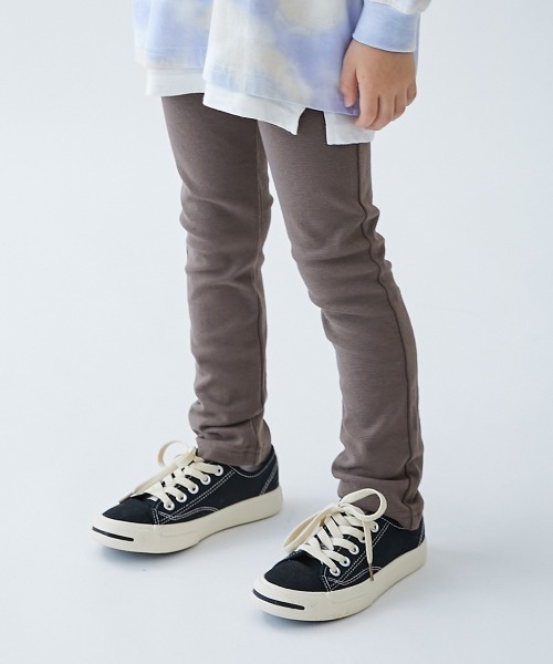 devirock(デビロック)の「ウルトラストレッチパンツ(綿95%やわらかタッチ)(その他パンツ・キッズ・パープル系その他3/ブラウン系その他2/カーキ/ピンク系その他/ブラウン系その他/イエロー系その他/ブラック/グレー系その他/グレイッシュベージュ/ブルー系その他3/ブルー系その他2/ブルー系その他4/パープル系その他2/パープル系その他/オートミール/ネイビー/ブルー系その他/グリーン系その他2/モカ/グリーン系その他・90cm/100cm/110cm/120cm/130cm/140cm/150cm/160cm)」の4枚目の写真