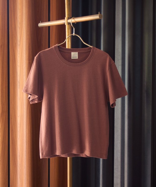 ROSE BUD(ローズバッド)の「BASIC S/S TEE(Tシャツ/カットソー・レディース・ホワイト/ブラウン/ブラック・ONE SIZE)」の3枚目の写真