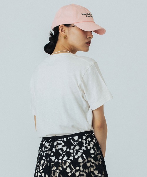 ROSE BUD(ローズバッド)の「BASIC S/S TEE(Tシャツ/カットソー・レディース・ホワイト/ブラウン/ブラック・ONE SIZE)」の5枚目の写真