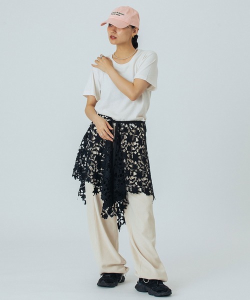 ROSE BUD(ローズバッド)の「BASIC S/S TEE(Tシャツ/カットソー・レディース・ホワイト/ブラウン/ブラック・ONE SIZE)」の7枚目の写真