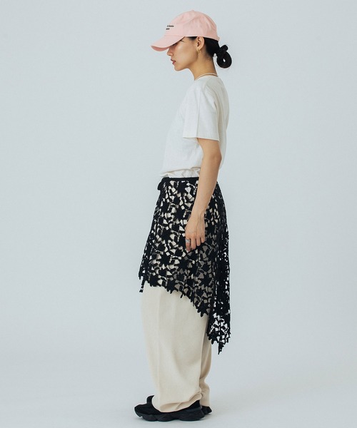 ROSE BUD(ローズバッド)の「BASIC S/S TEE(Tシャツ/カットソー・レディース・ホワイト/ブラウン/ブラック・ONE SIZE)」の8枚目の写真