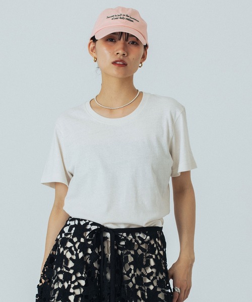 ROSE BUD(ローズバッド)の「BASIC S/S TEE(Tシャツ/カットソー・レディース・ホワイト/ブラウン/ブラック・ONE SIZE)」の10枚目の写真