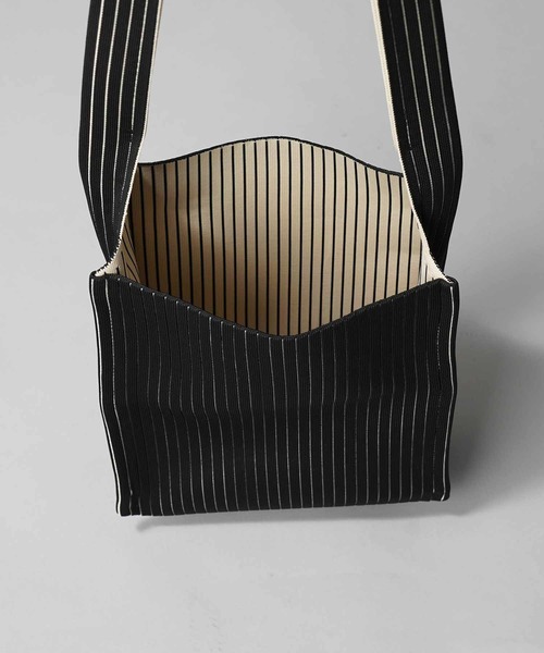 MAISON SPECIAL（メゾンスペシャル）の「《UNISEX》【EX】Knit Shoulder Tote Bag/ニットショルダートートバッグ【MAISON SPECIAL/メゾンスペシャル】（ショルダーバッグ・メンズ・レッド/ブラック/オフホワイト/シルバー・FREE）」の10枚目の写真