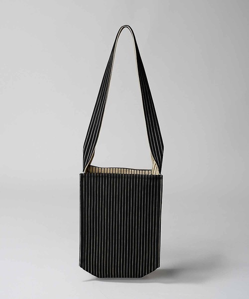 MAISON SPECIAL（メゾンスペシャル）の「《UNISEX》【EX】Knit Shoulder Tote Bag/ニットショルダートートバッグ【MAISON SPECIAL/メゾンスペシャル】（ショルダーバッグ・メンズ・レッド/ブラック/オフホワイト/シルバー・FREE）」の21枚目の写真