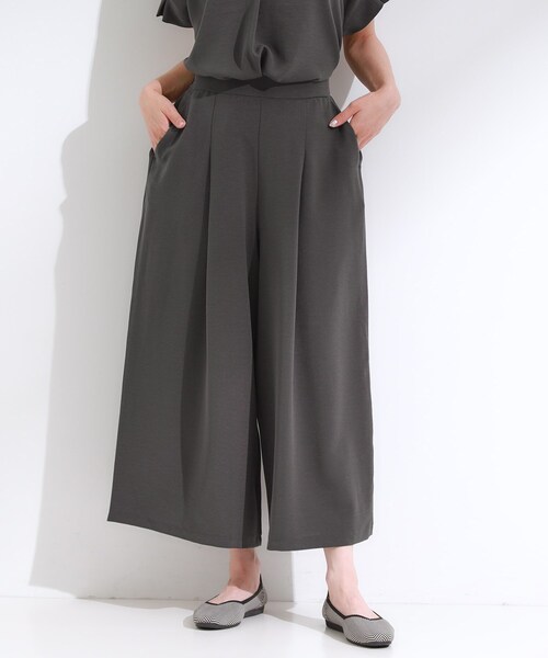 DRESKIP（ドレスキップ）の「【セットアップ可/ひんやり】下半身カバーにも タックスカーチョ（その他パンツ・レディース・ブルー/チャコールグレー/ダークブラウン・04/03/02/01）」の4枚目の写真