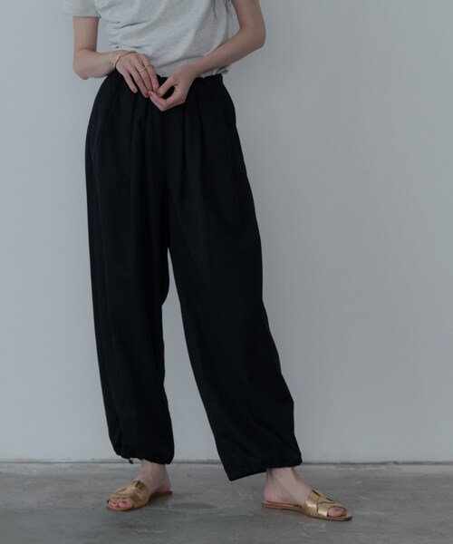 GALLEST（ギャレスト）の「ウエストギャザーパンツ（その他パンツ・レディース・ブラック/ボルドー・38/34）」の18枚目の写真