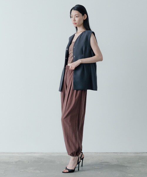 GALLEST（ギャレスト）の「ウエストギャザーパンツ（その他パンツ・レディース・ブラック/ボルドー・38/34）」の9枚目の写真