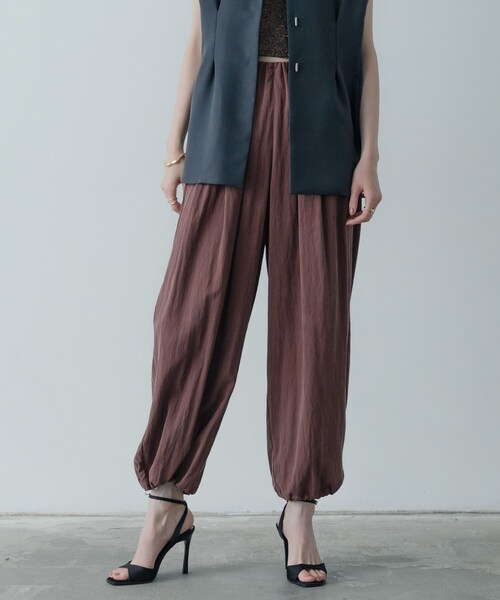GALLEST（ギャレスト）の「ウエストギャザーパンツ（その他パンツ・レディース・ブラック/ボルドー・38/34）」の12枚目の写真