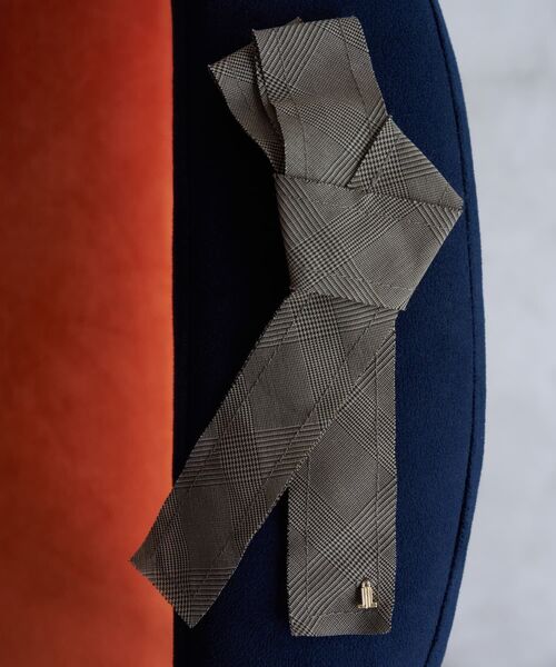 LANVIN en Bleu（ランバンオンブルー）の「エレガントロゴ