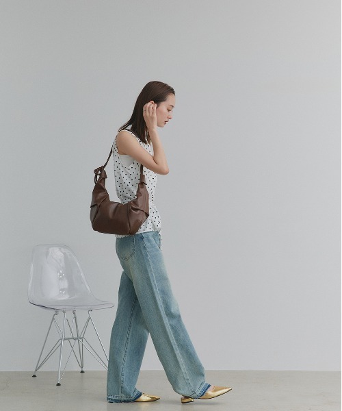 ad thie(アドティエ)の「マルチリボン付き ポルカドットノースリーブブラウス(シャツ/ブラウス・レディース・オフホワイト/ブラック・FREE)」の18枚目の写真