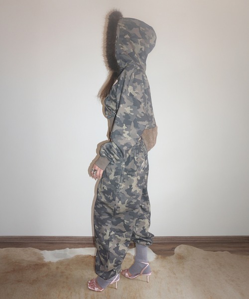 セール】Faux Fur Trimming Hooded Zip-Up（パーカー）｜SCULPTOR