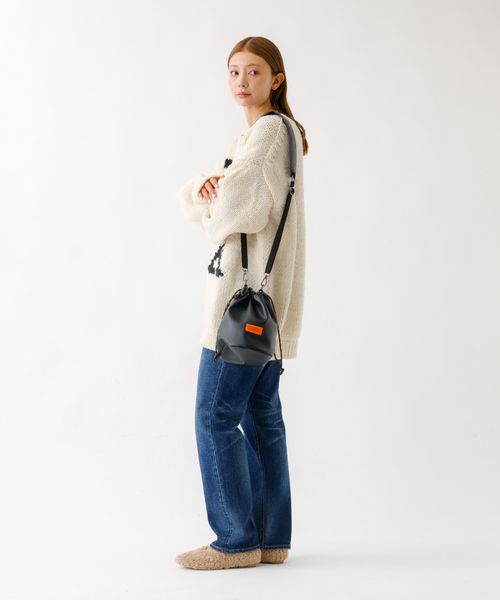 UNIVERSAL OVERALL（ユニバーサルオーバーオール）の「【UNIVERSALOVERALL / ユニバーサルオーバーオール】ECO leather purse/ポシェット/ユニセックス/エコレザー【WEB限定】（ショルダーバッグ・メンズ・ブラック/ブラウン/シルバー・フリー）」の5枚目の写真