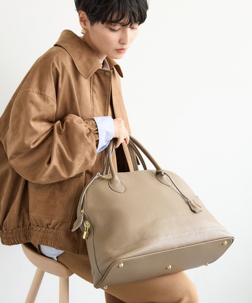 AULENTTI（オウレンティ）の「BARNYARDSTORM / 【AULENTTI(オウレンティ) 】BIG BAG（ボストンバッグ・レディース・モカ/ブラック・FREE）」の9枚目の写真