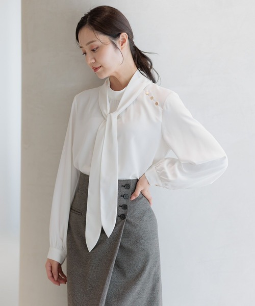 Andemiu（アンデミュウ）の「ボウタイツキブラウス長袖595518（シャツ/ブラウス・レディース・オフホワイト/ネイビー/チェック/ネイビー×ホワイト/ホワイト×ブラック・FREE）」の8枚目の写真