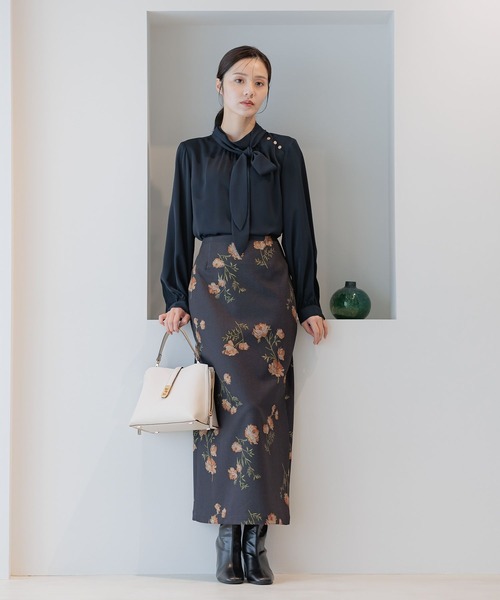 Andemiu（アンデミュウ）の「ボウタイツキブラウス長袖595518（シャツ/ブラウス・レディース・オフホワイト/ネイビー/チェック/ネイビー×ホワイト/ホワイト×ブラック・FREE）」の14枚目の写真